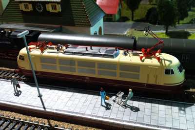BR 103 waiting at track 2.
