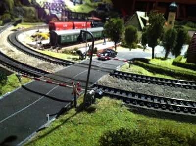 The railroad crossing on the road leading to the Poggendorf bahnhof.