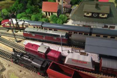 Lots of activity at Hauptbahnhof Poggendorf today.
